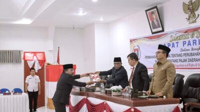 Bupati Humbang Hasundutan Sampaikan Nota Pengantar Keuangan Ranperda Tentang P. APBD TA 2023