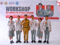 Wakil Bupati Humbahas DR. Oloan Paniaran Nababan Buka Workshop Kiat Masuk PTN Dan Public Speaking Di SMA N 2 Lintongnihuta