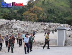 Alumni AKABRI 1989 serta Akabri 1990 Berikan Bantuan Kepada Korban Bencana Alam Tanah Longsor bersama Polres Humbang hasundutan