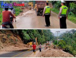 Akibat Longsor 1 Unit Truk Terjatuh Ke Jurang Di Pahae