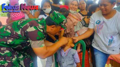 Sukseskan Pin Polio Nasional, Babinsa Jajaran Kodim 1621/TTS Gencar Dampingi Nakes dibeberapa Wilayah