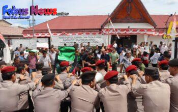 Unjuk Rasa Dikantor KPU Taput Berhasil Dikendalikan Polres Taput