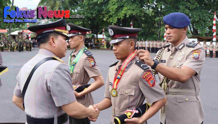 Tutup Pendidikan Bintara Polri dan Lantik 218 Bripda – Ini Harapan Kapolda Sulut