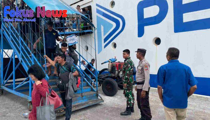 Polsek Kawasan Pelabuhan Samudera (KPS) Polres Bitung Amankan Debarkasi Kapal KM.Tilongkabila