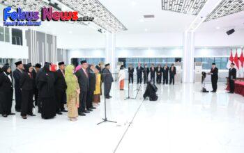 Lantik Pejabat Struktural dan Fungsional, Wamen Ossy Minta Jajaran Bekerja Adaptif terhadap Tantangan Zaman