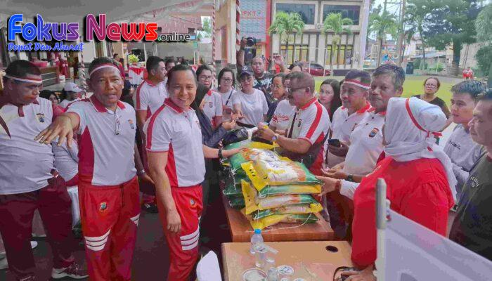 Pasar Murah Kolaborasi Polres Bitung, Bulog SulutGo, dan Perumda Pasar Diserbu Warga