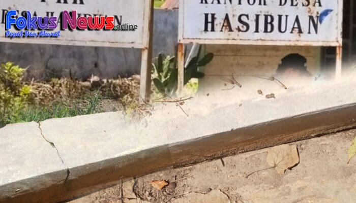 Drainase Dana Desa Sudah Rusak Parah, Togar Pasaribu : Untung Besar,, Kalau Pasangannya Sesuai RAB Gak Bakal Cepat Hancur Ini