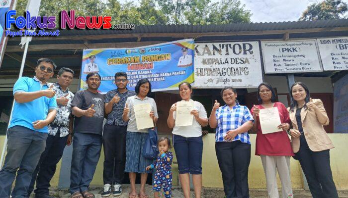 Kantor Pertanahan Kabupaten Tapanuli Utara Serahkan Sertipikat PTSL di Desa Hutanagodang