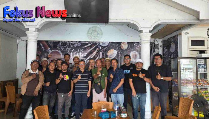 Ngopi Santai Pers Bitung, Senator Stefanus Liow Bicara Banyak Hal