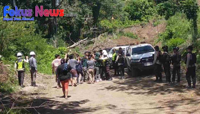 Rumah Retak, Ketakutan Menetap: Blasting Diprotes Warga Pinasungkulan