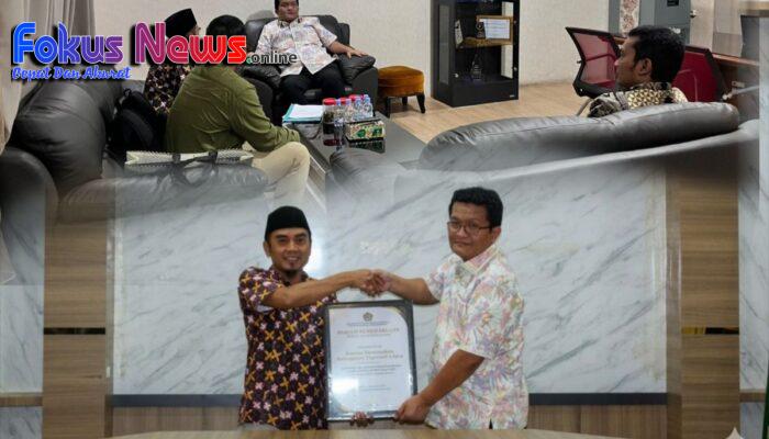 Kantor Pertanahan Kabupaten Tapanuli Utara Terima Piagam Penghargaan atas Sinergi Sertipikasi BMN Tahun 2025